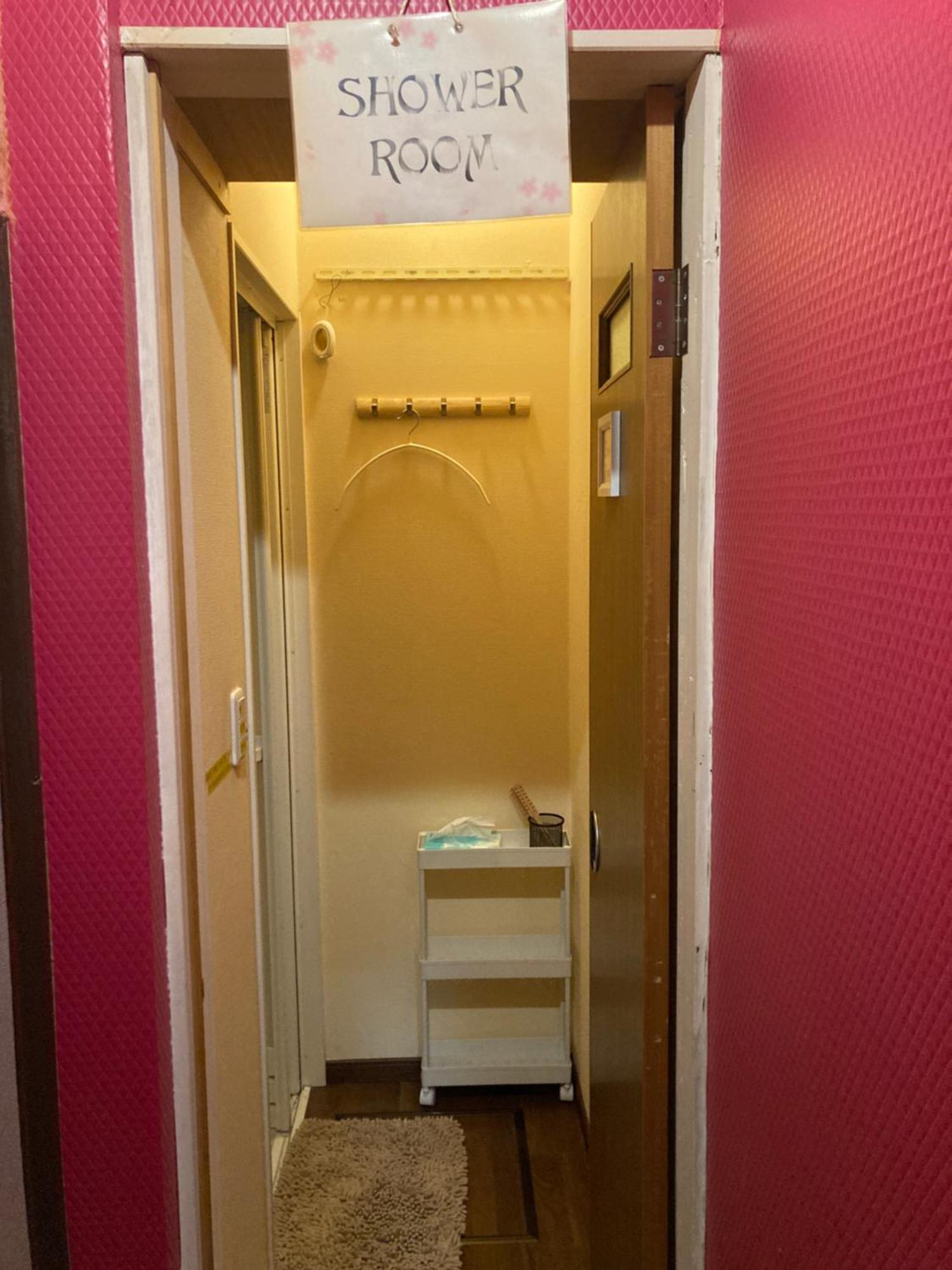 Blue Door ブルードア