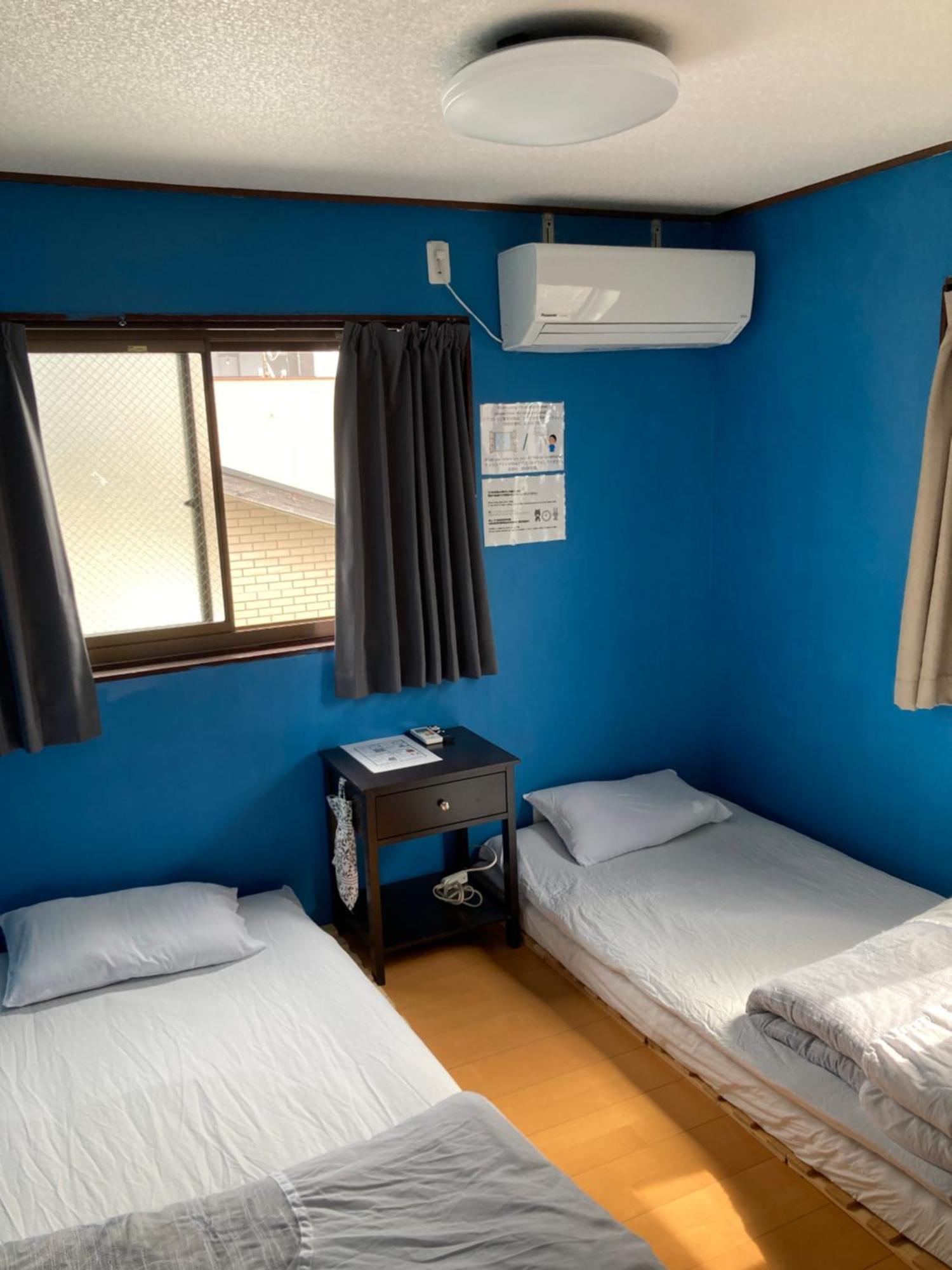 Blue Door ブルードア Guest house *